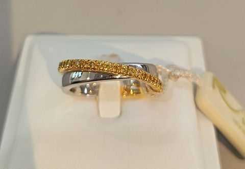 ​Anello in oro bianco 18 kt e diamanti gialli - NIMEI