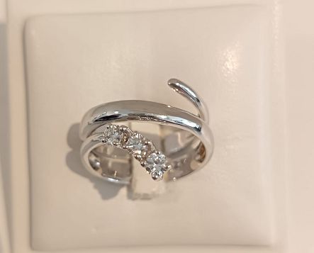 Anello Trilogy in oro 18 kt e diamanti - RECARLO