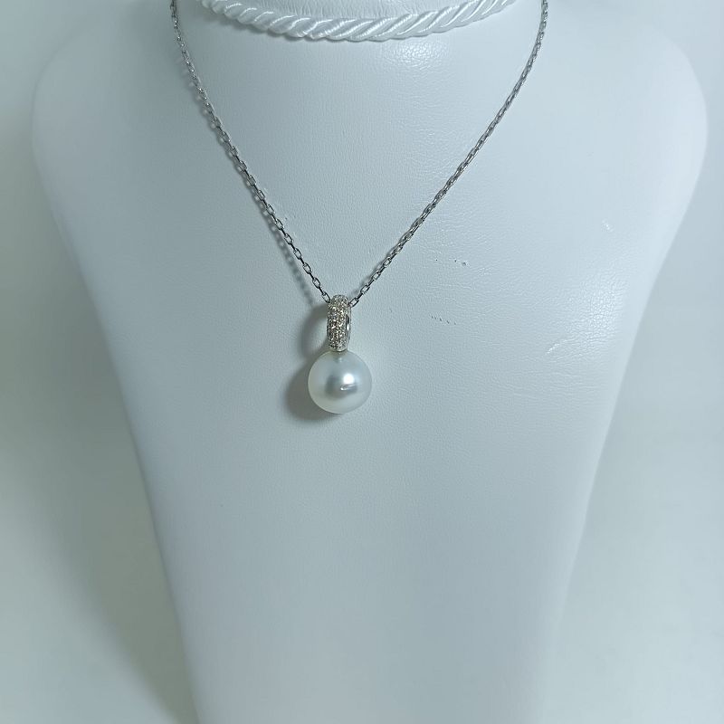 Collana in oro bianco 18 kt , diamanti e perla australiana - NIMEI Collana in oro bianco 18 kt , diamanti e perla australiana - NIMEI
