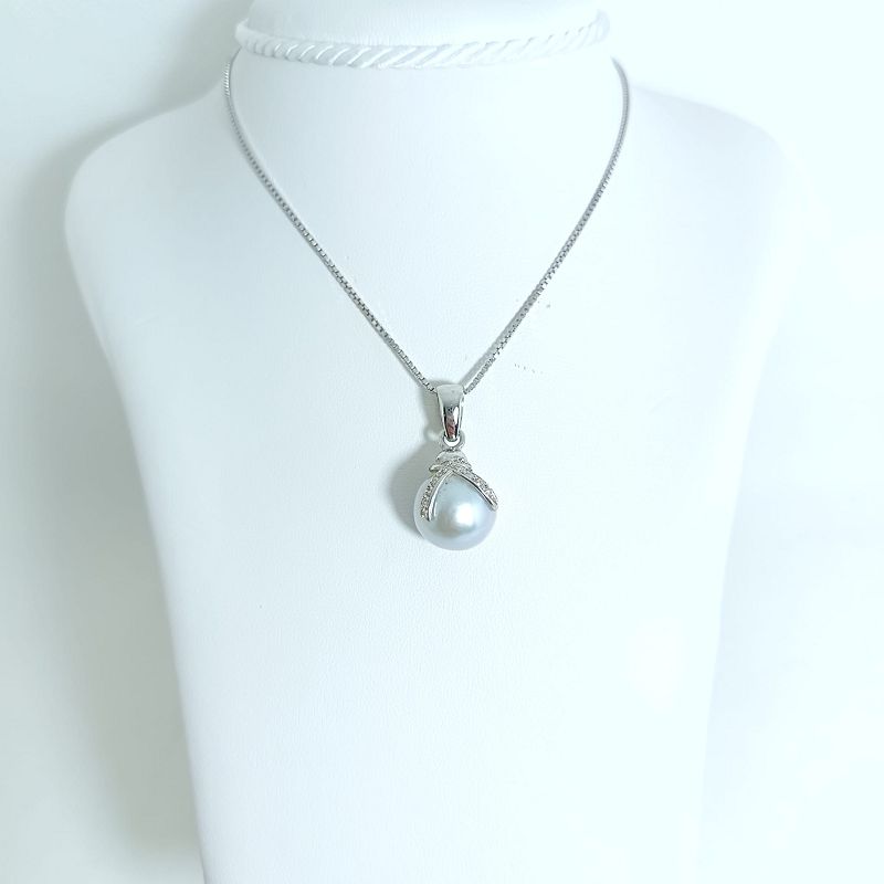 Collana in oro bianco 18 kt , diamanti e perla australiana - CARAVECCHIA Collana in oro bianco 18 kt , diamanti e perla australiana - CARAVECCHIA