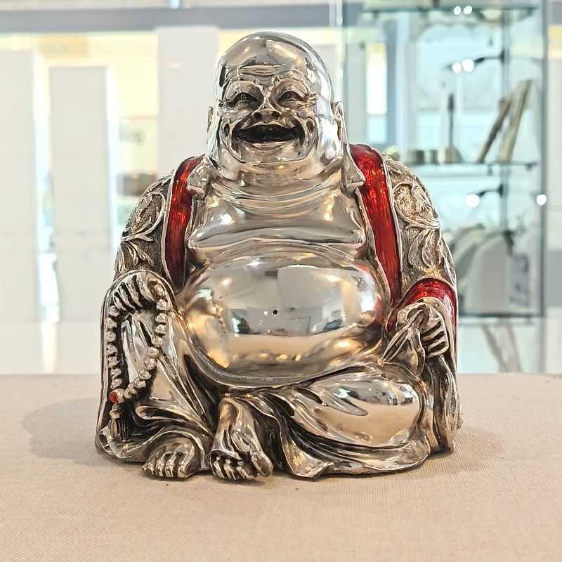​Scultura Buddha Anziano in Resina ricoperta da Laminato Argento - ROSAS