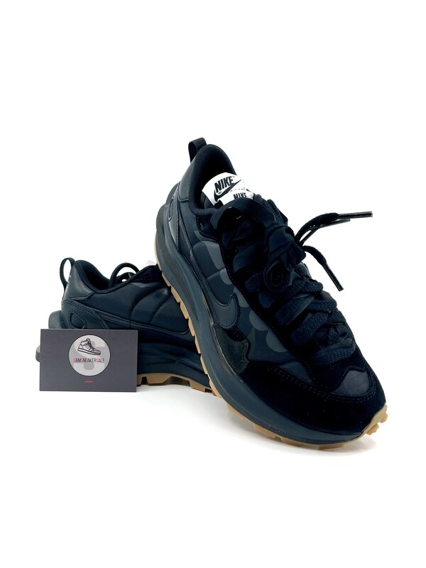 Nike Vaporwaffle sacai Black Gum