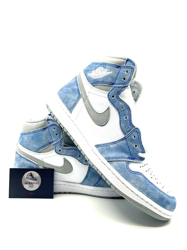 Jordan 1 Retro High Hyper Royal Smoke Grey