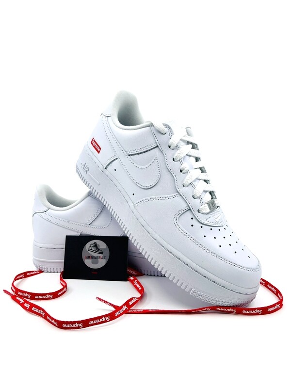 Nike Air Force 1 Low Supreme White