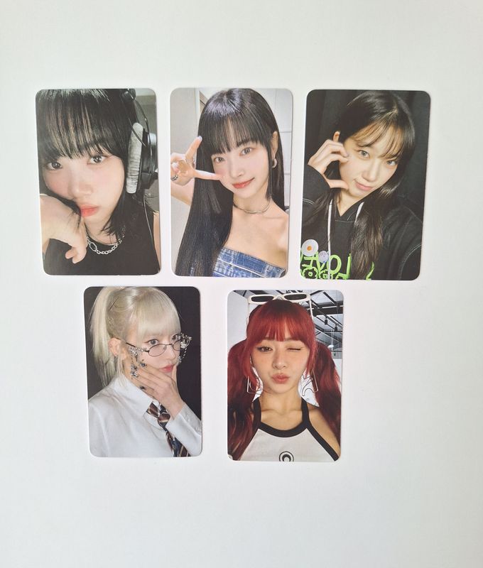 Le sserafim ‘Random Selca’ Photocard set!