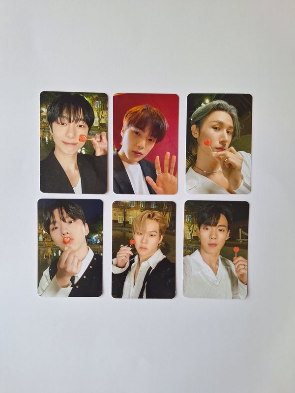 Monsta X ‘9th Anniversary’  Photocard set!
