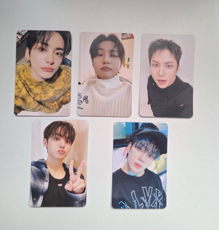 ACE &#39;Anymore&#39; Photocard Set!