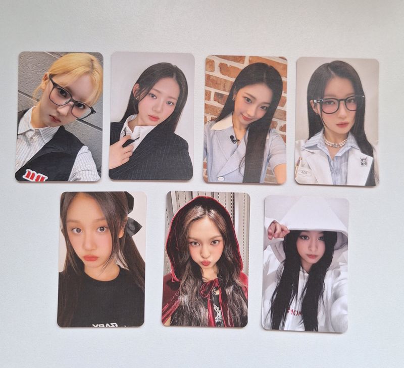 BabyMonster Selca Photocard Set!