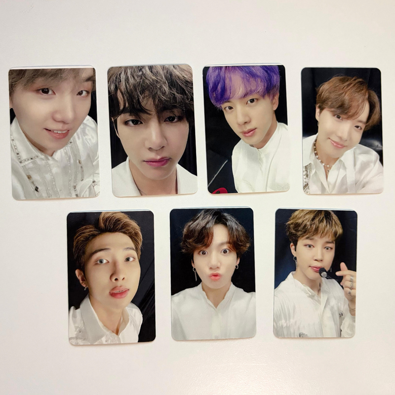 BTS &#39;Love Yourself Era&#39; Photocard Set!