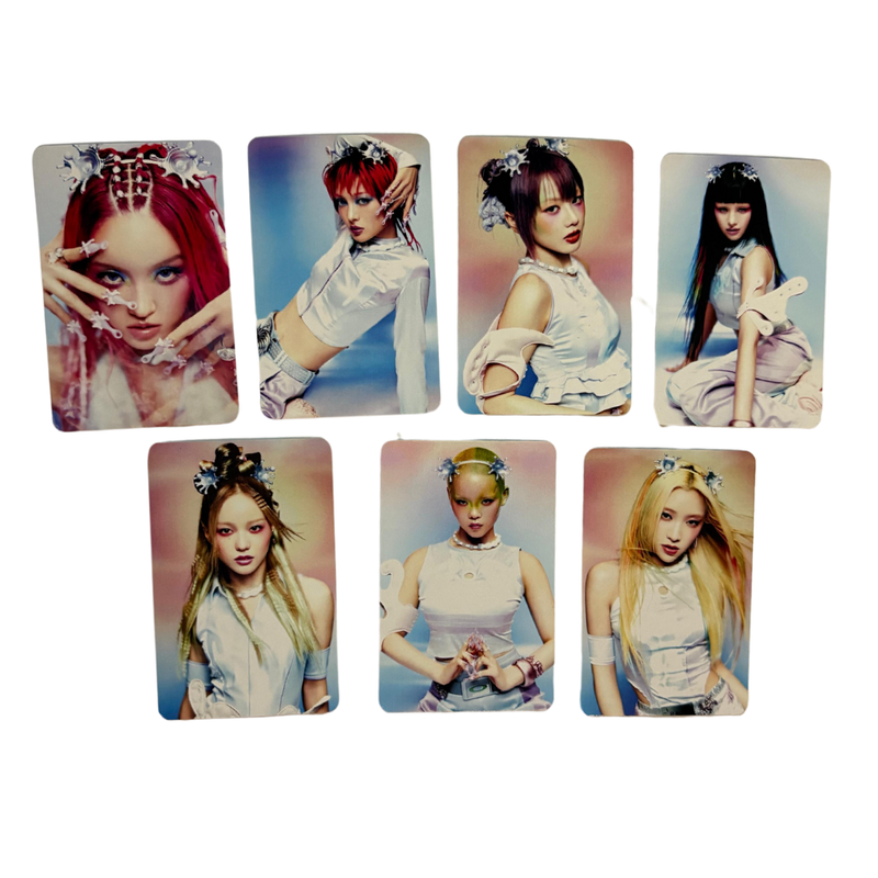 XG &#39;IYKYK (from XG’s 2nd Mini Album ‘AWE’) Photocard Set!