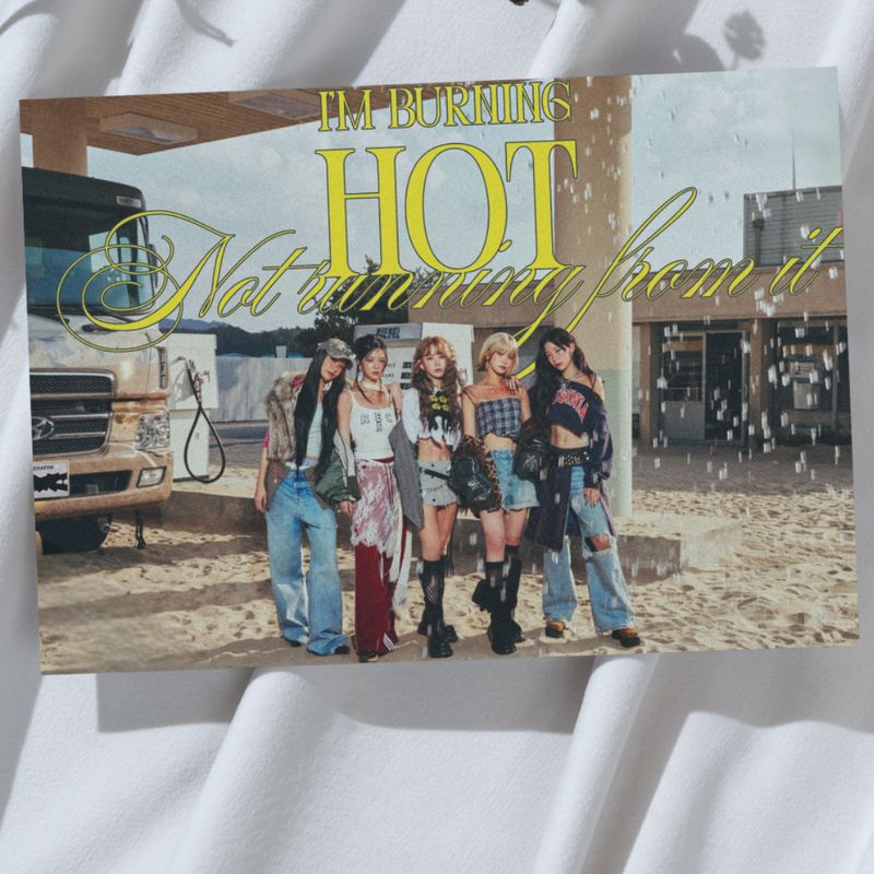 LE SSERAFIM &#39;HOT VER.4&#39; A3 Poster!