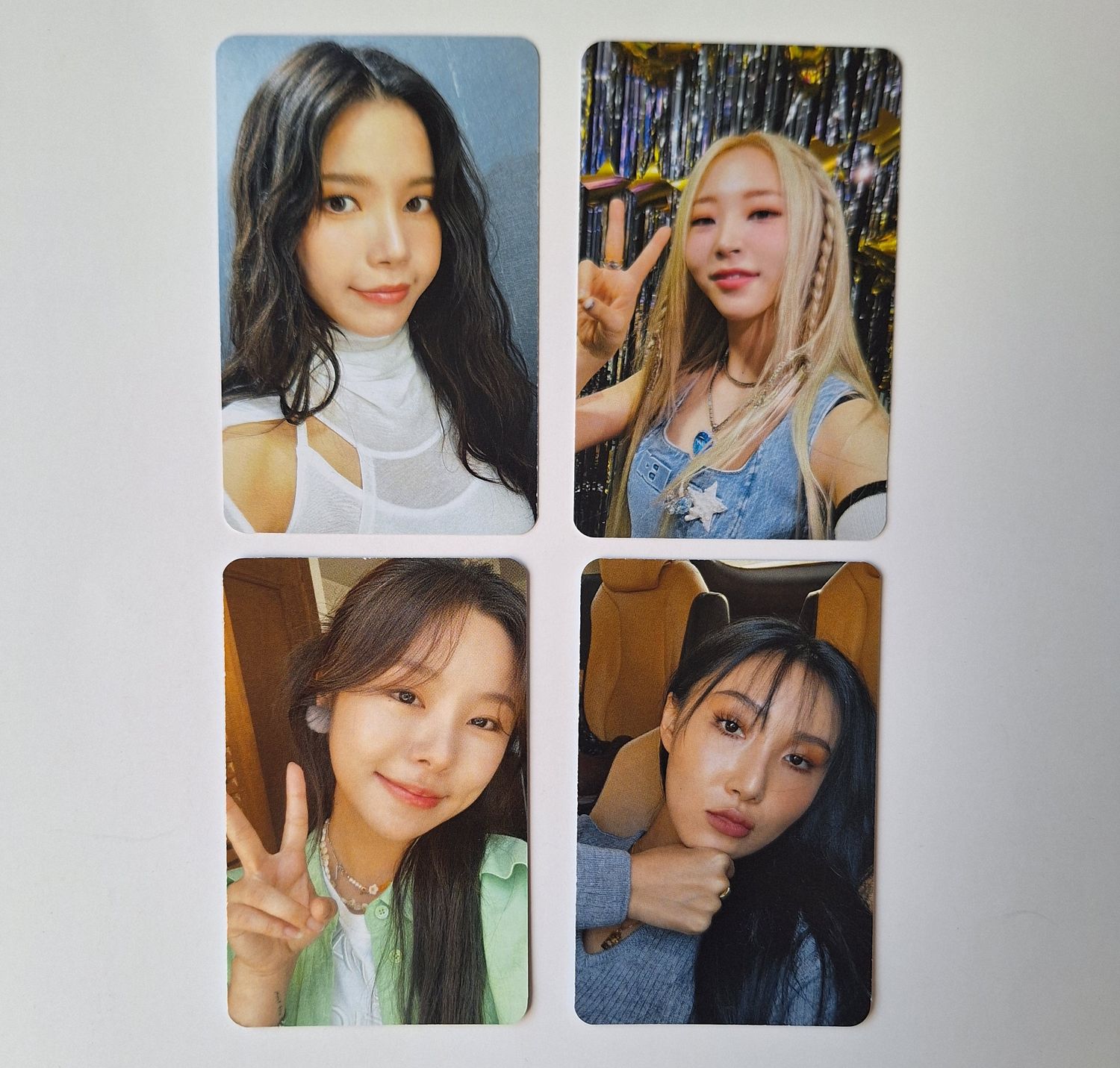 Mamamoo Random Selca Photocard set!
