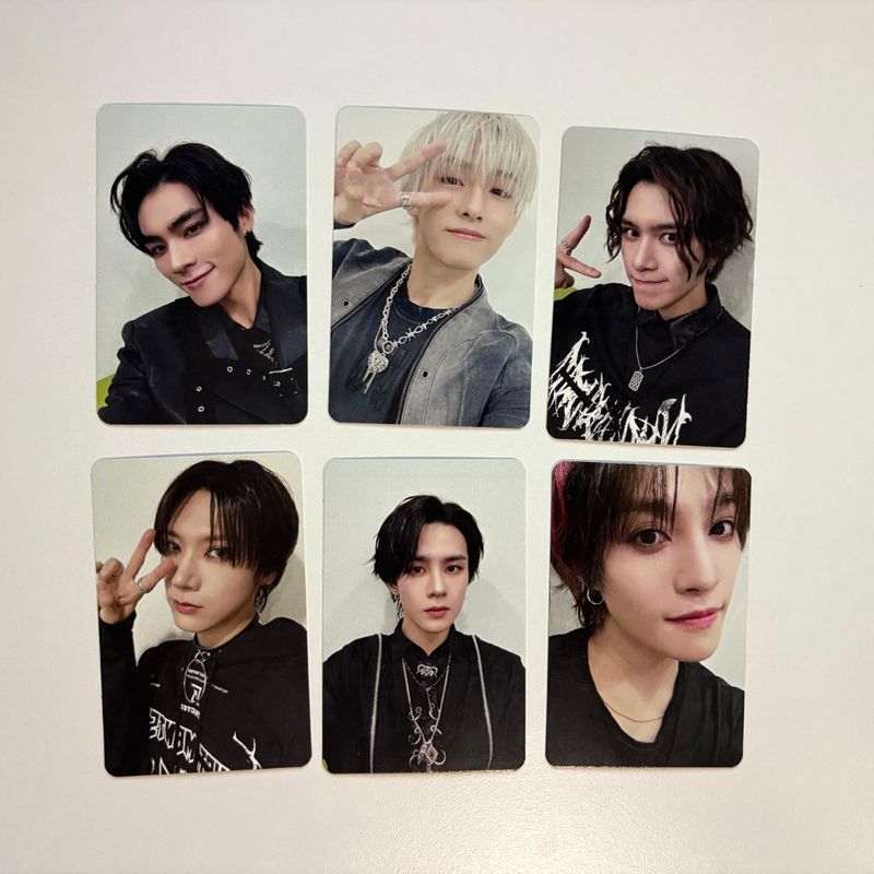 WayV 'Give Me That' Photocard Set!