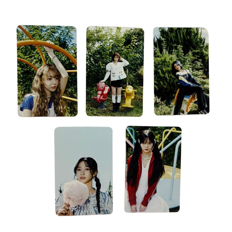 LE SSERAFIM '2025 Season's Greeting' Photocard Set!