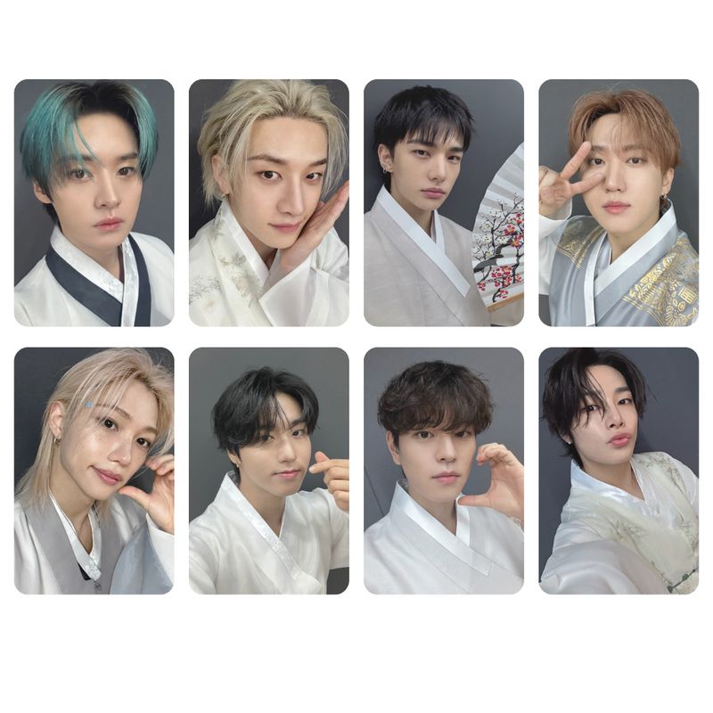 Stray Kids &#39;Happy Chuseok&#39; Photocard Set!