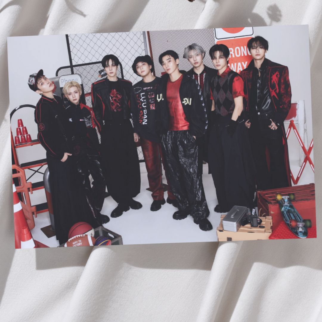 Ateez 'GOLDEN HOUR : Part.5 Ver-1' A3 Group Poster!