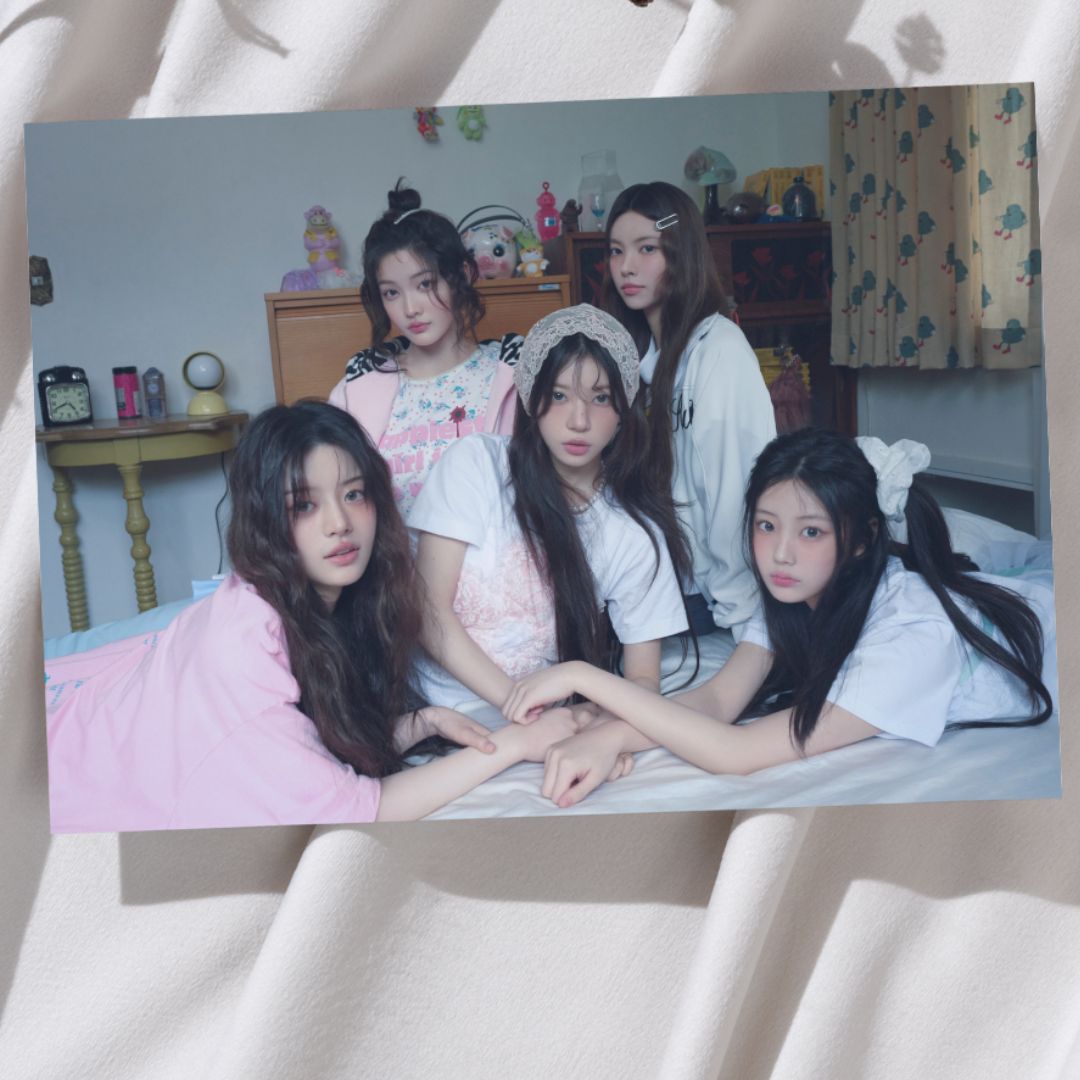 ILLIT 'Toki Yo TomareVer-2' A3 Group Poster!