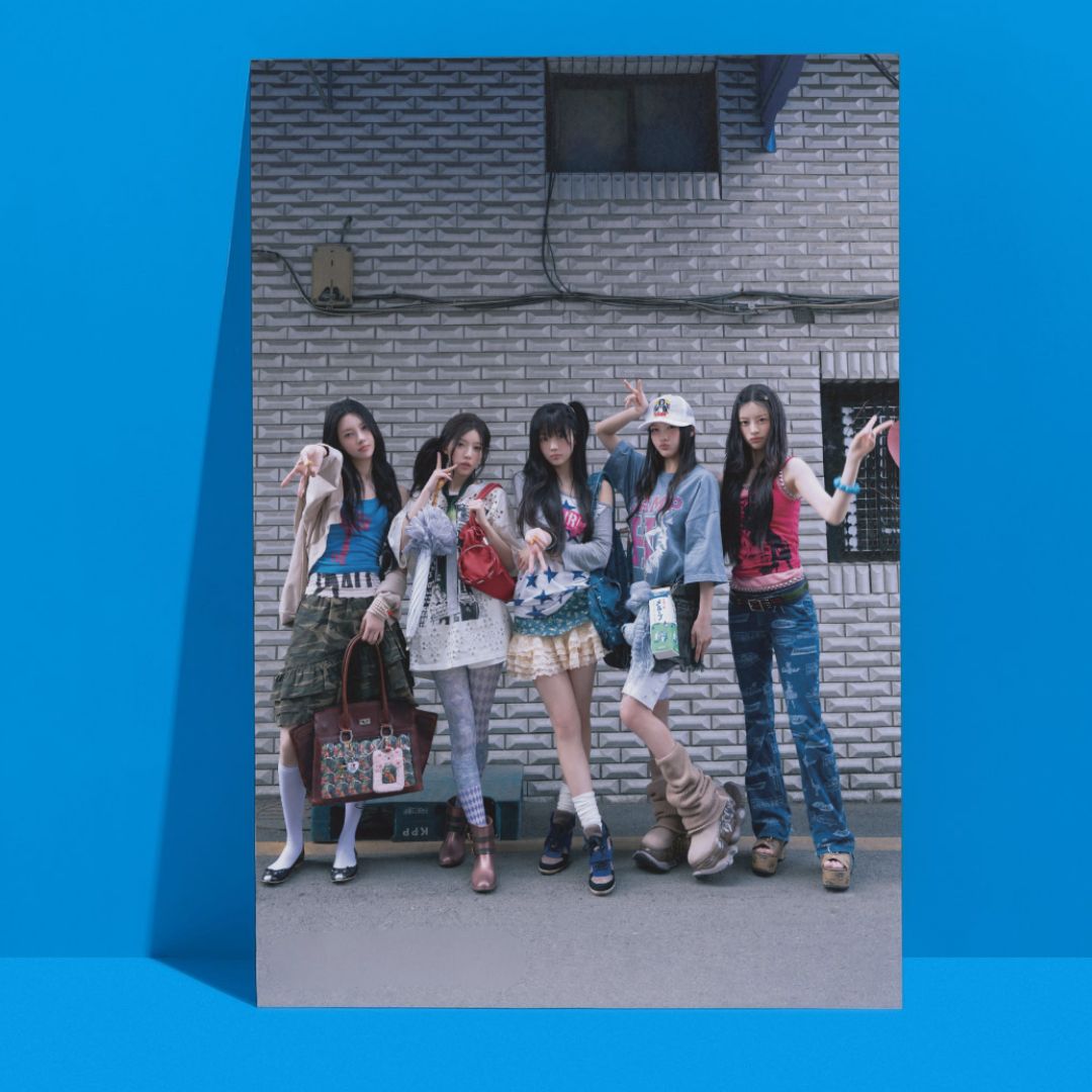 ILLIT ' I Got Your Back Ver-1' A3 Group Poster!