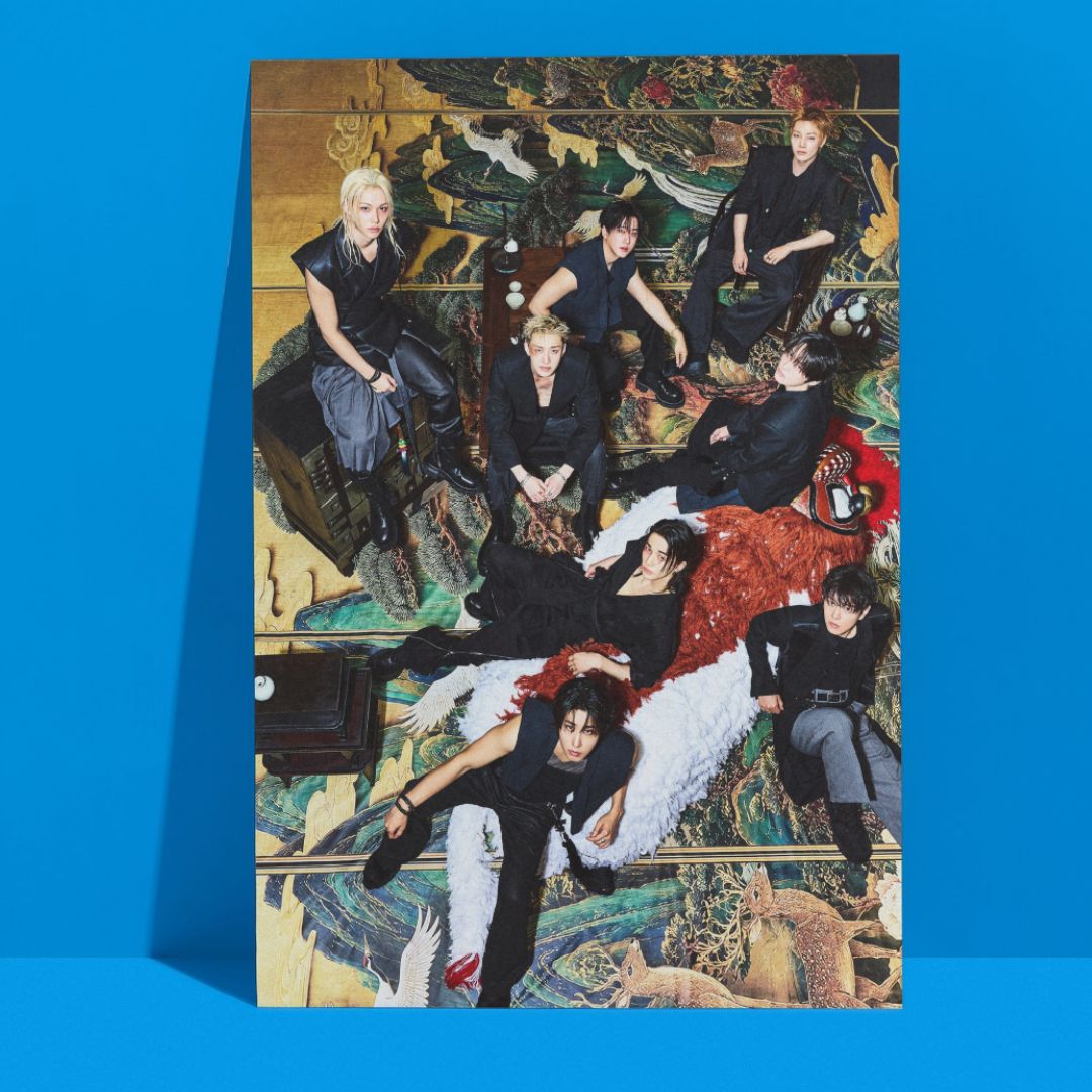Stray Kids ' Stray Kids World Tour <RUN IT SEOUL>  VER-2' A3 Group Poster!