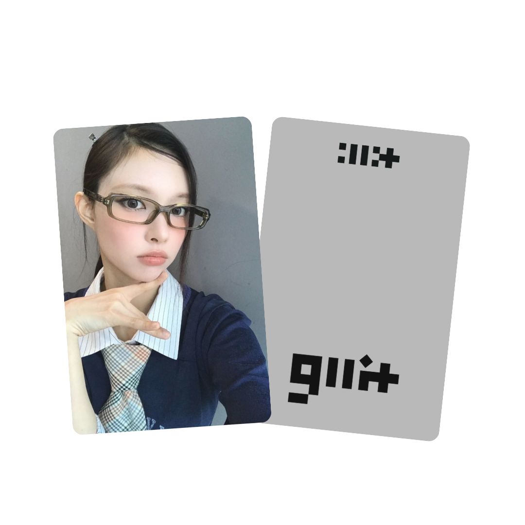 ILLIT Solocards!