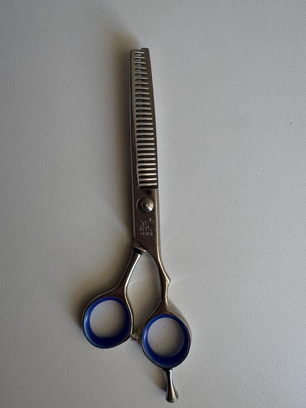 Tobi hair thinners 2AA575-27