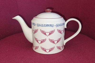 Haileybrew Teapot - Fine Bone China