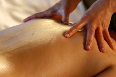 1 - 30 Min Deep Tissue Massage Session