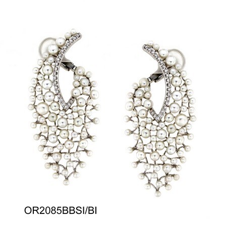 ORECCHINI GIOVANNI FERRARIS ALLEGRA ORO BIANCO DIAMANTI TAGLIO BRILLANTE E PERLE BIANCHE  Ref. OR2085BBSI/BI