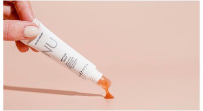 NU COLOUR® PEPTIDE POUT