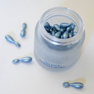 ageLOC® Tru Face® Essence Ultra Refill Pouches (Pearls serum)