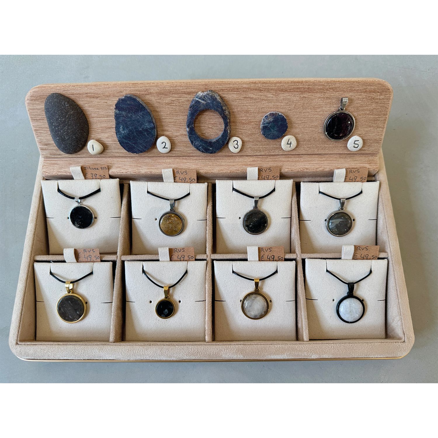 Brockx - Handgemaakt Amulet van steen