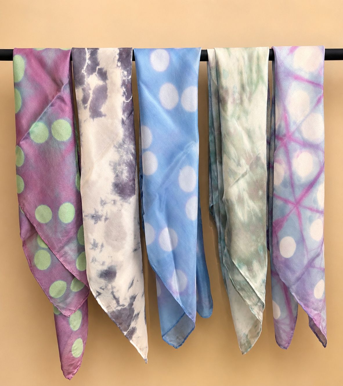 Esther van Waes - Zijden Shibori Sjaals Carré