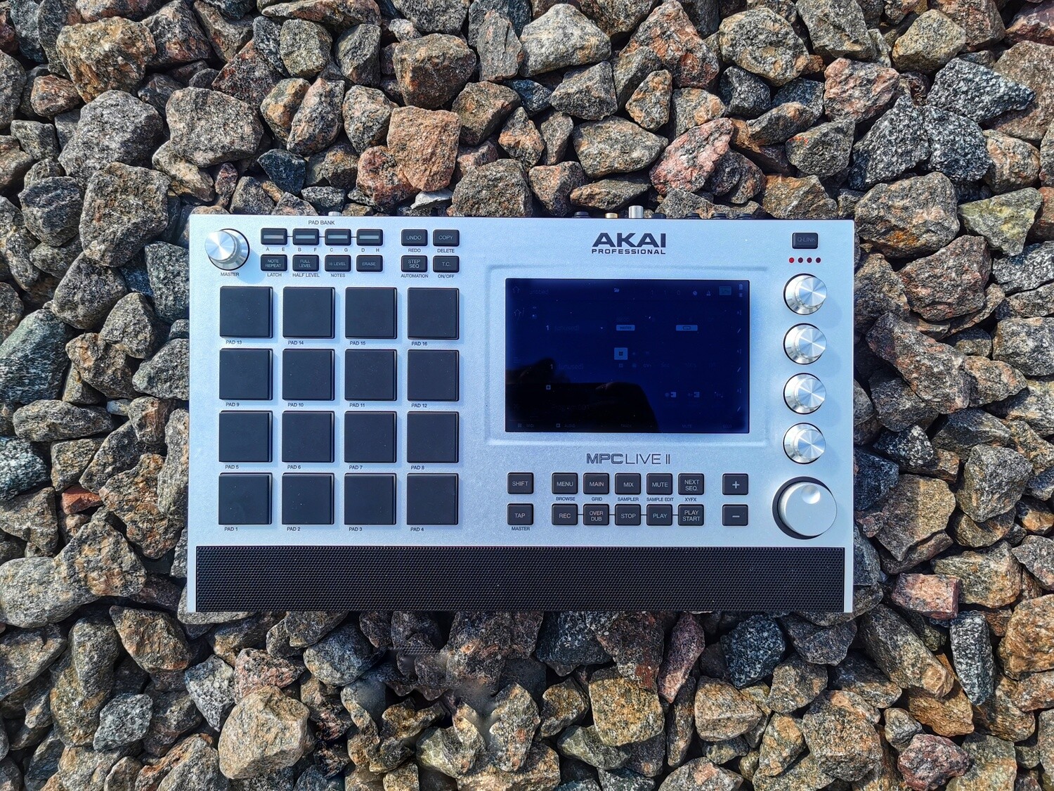 Vinyl skins for AKAI MPC LIVE 2 (choose style)