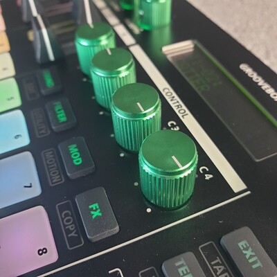 Kit (8pcs) metal knobs for Roland MC-101