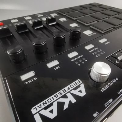 1pcs metal knob for Akai MPD, MPC One, X, LIVE 1&2, TOUCH, Force 1pcs metal knob for Akai MPD, MPC One, X, LIVE 1&2, TOUCH, Force