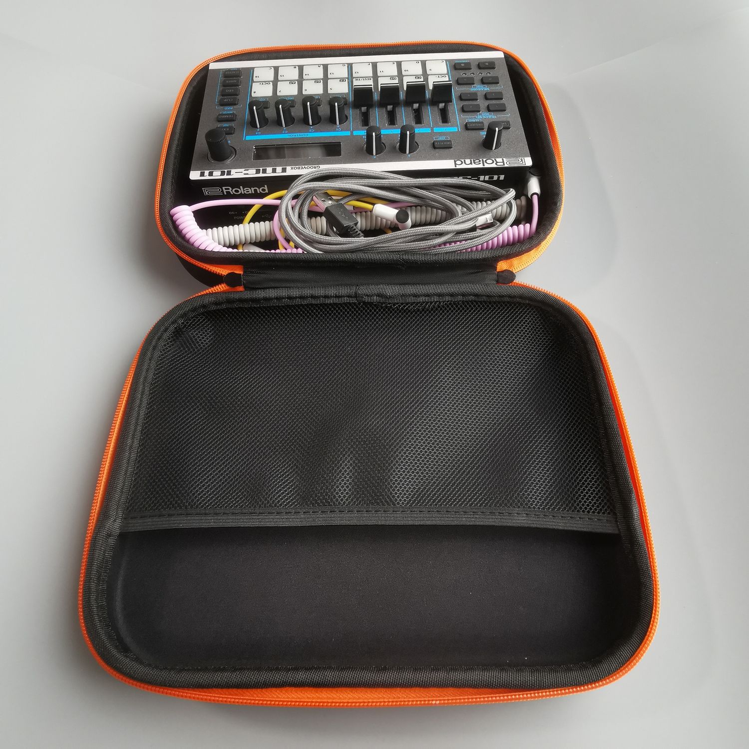 Case for Roland MC-101, TR-6S, Digitakt 1,2, Digitone 1,2