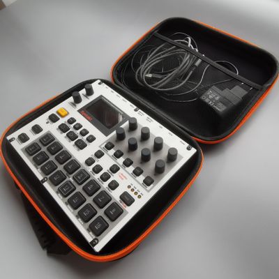 Case for Roland MC-101, TR-6S, Digitakt 1,2, Digitone 1,2