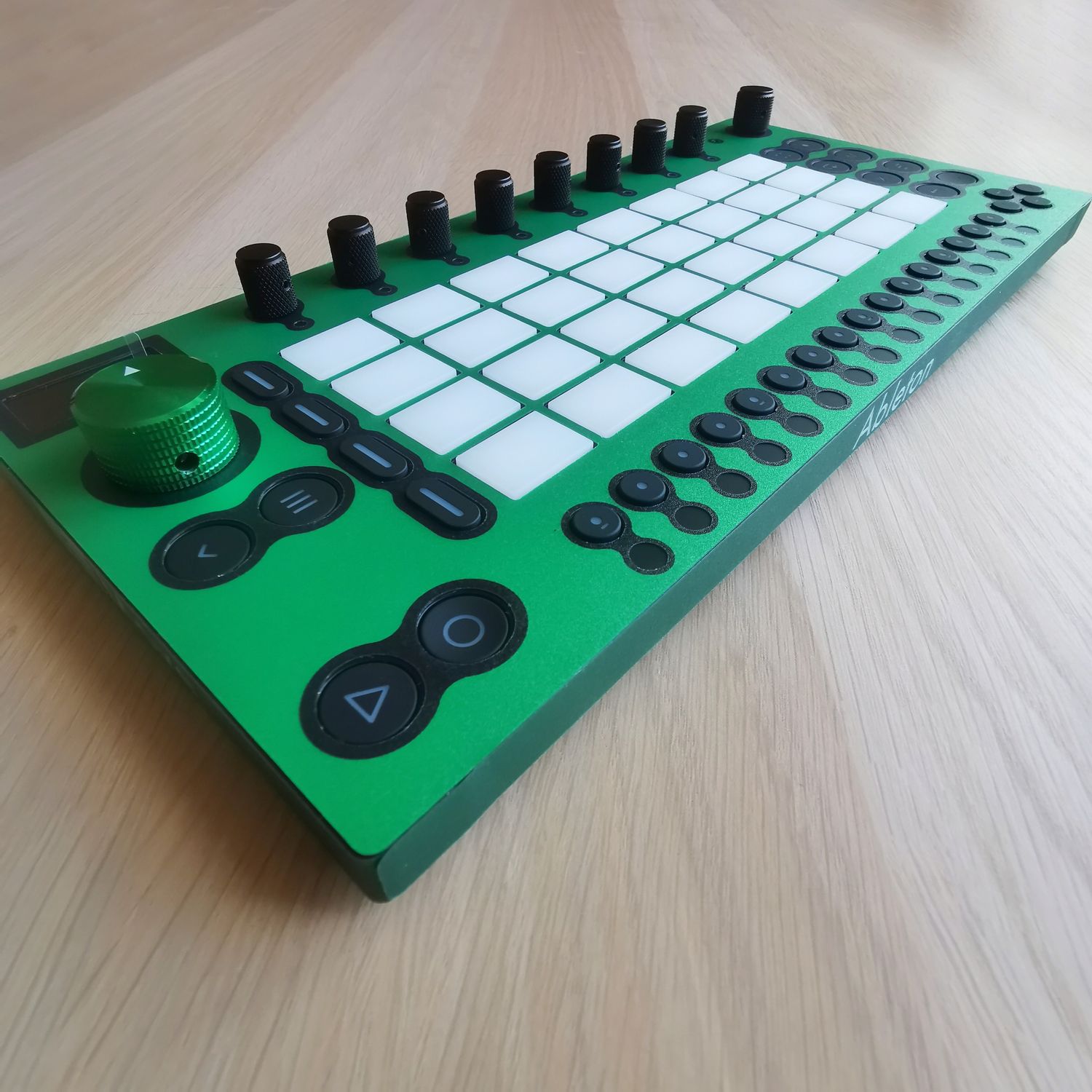 Knobs for Ableton Move