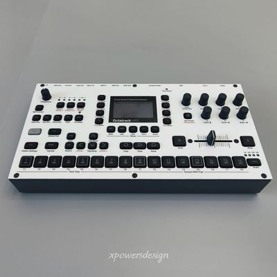 Magnetic faceplate for Elektron Octatrack MK2