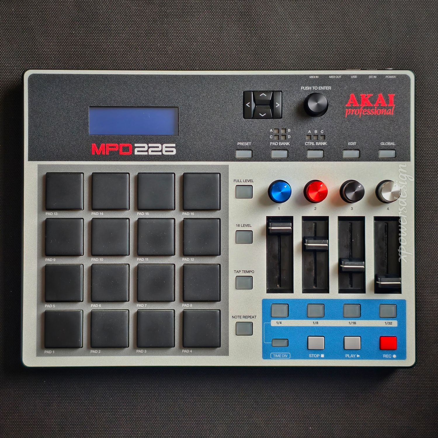 Akai MPD 226 VINYL SKINS