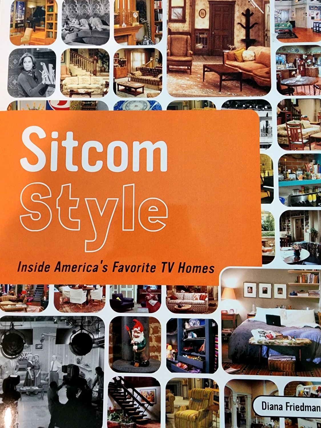 Sitcom Style  by Diana Friedman (Hardcover, NEW)