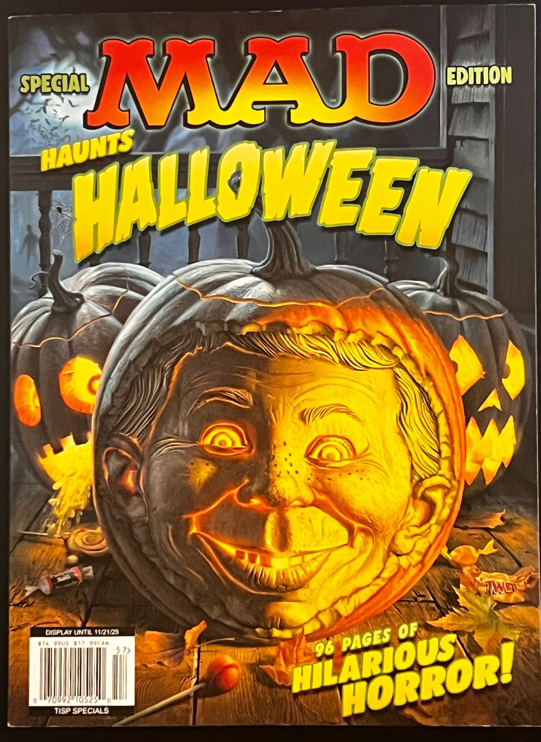 MAD Magazine Special Collector&#39;s Edition : MAD Haunts Halloween by Editors and Writers at MAD Magazine (Magazine, NEW)