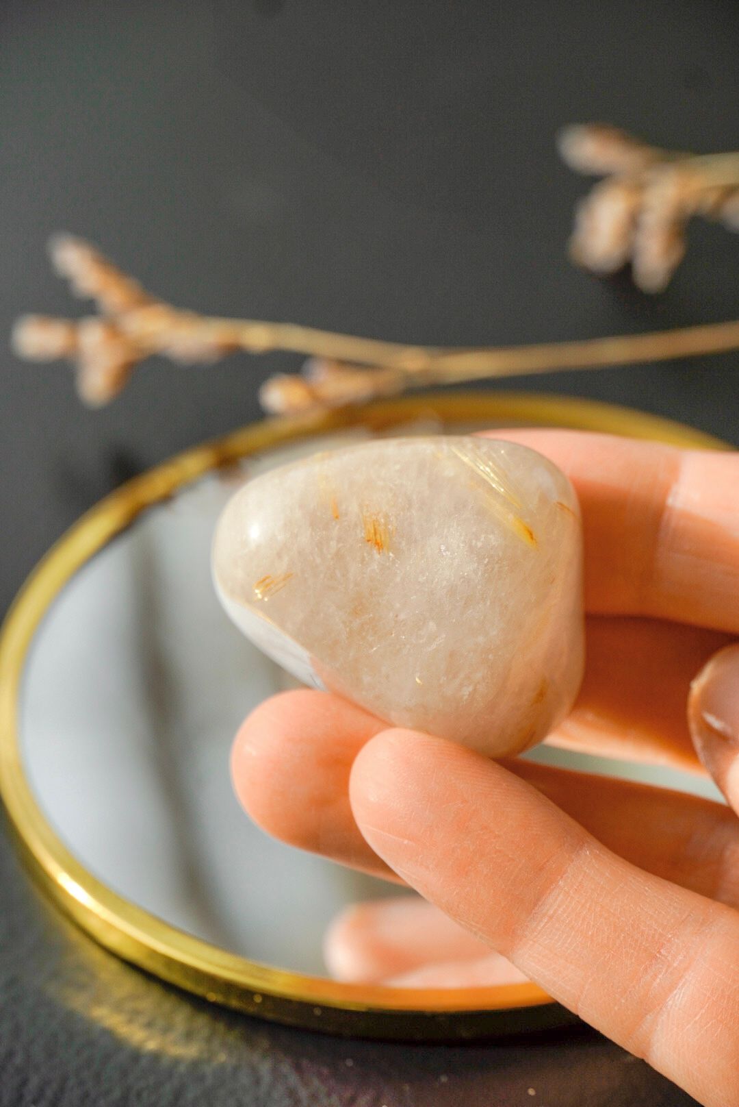 Rutielkwarts Handsteen