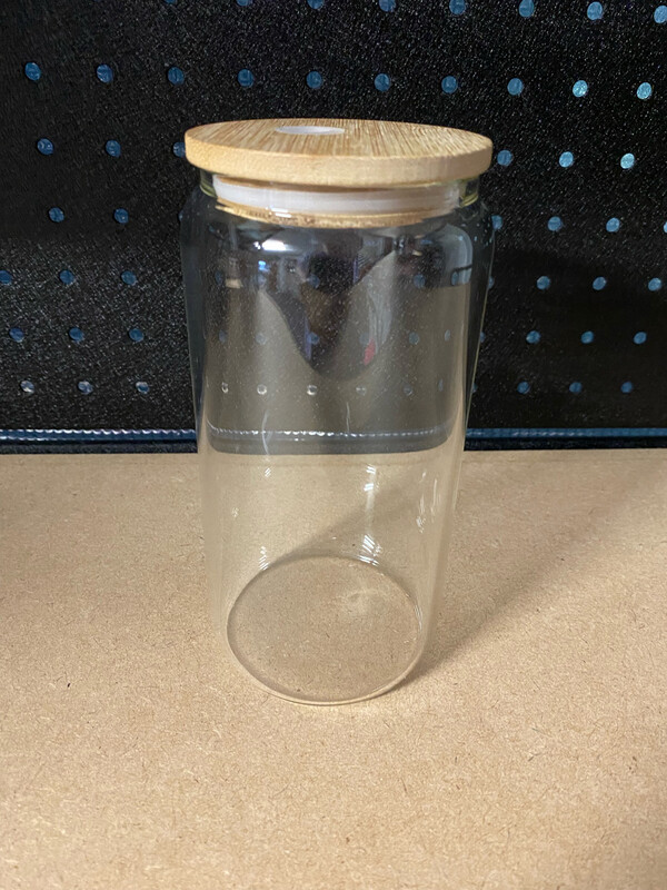 Glass tumblers with bamboo lids (550ml)