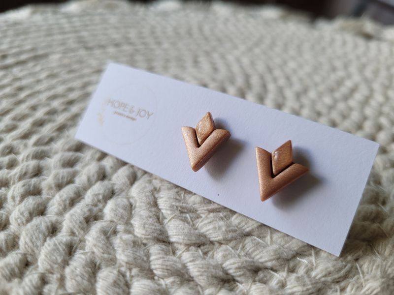 Chevron Studs