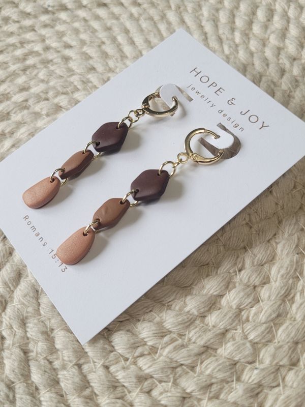 Shades of Brown Dangle
