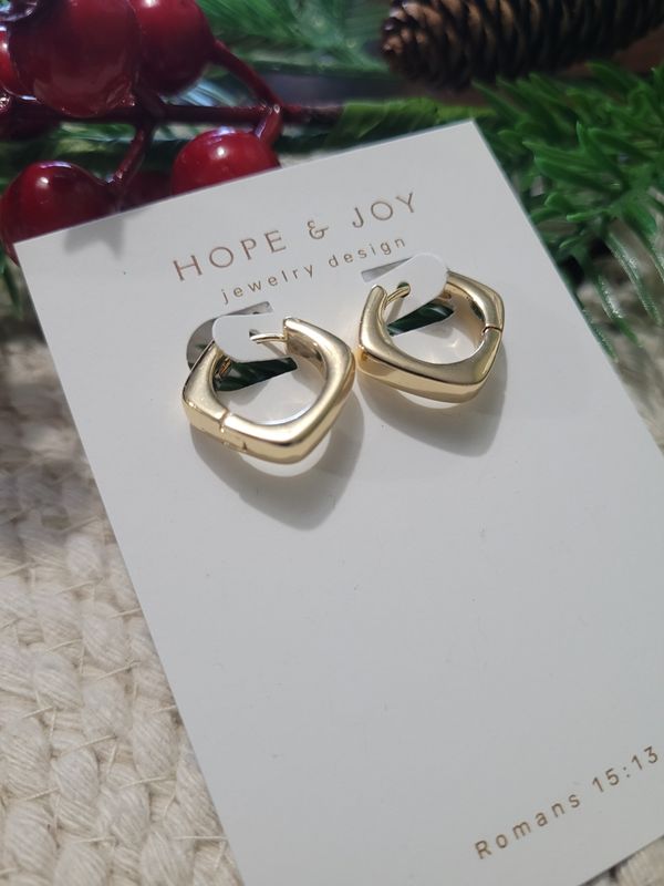 14k Gold-Plated Square Hoops