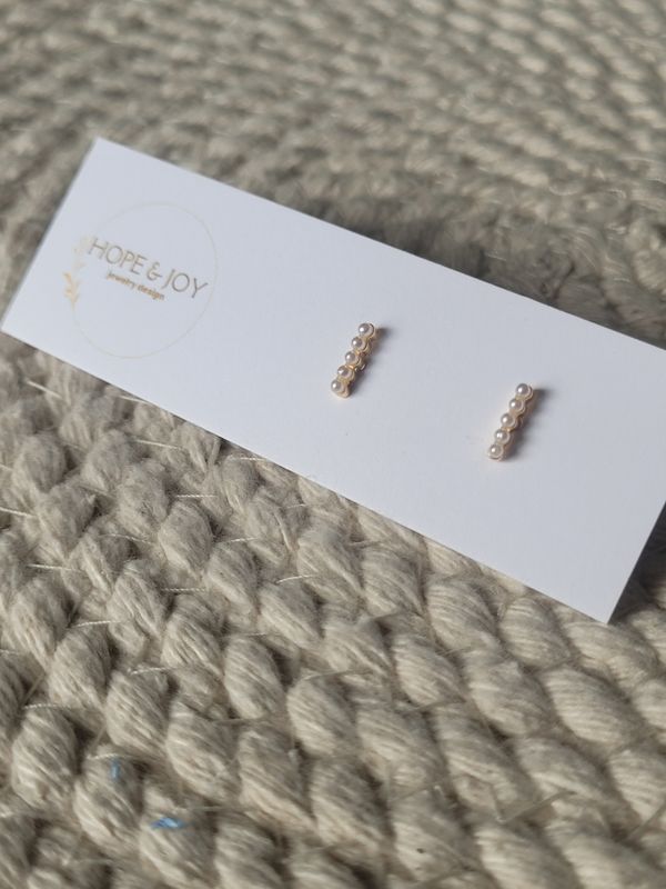 Mini Faux Pearl Bar Studs