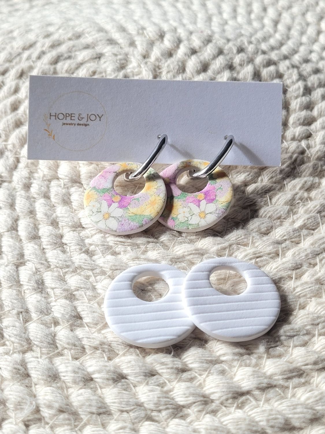 3 in 1 Huggies - Silver, Floral, White