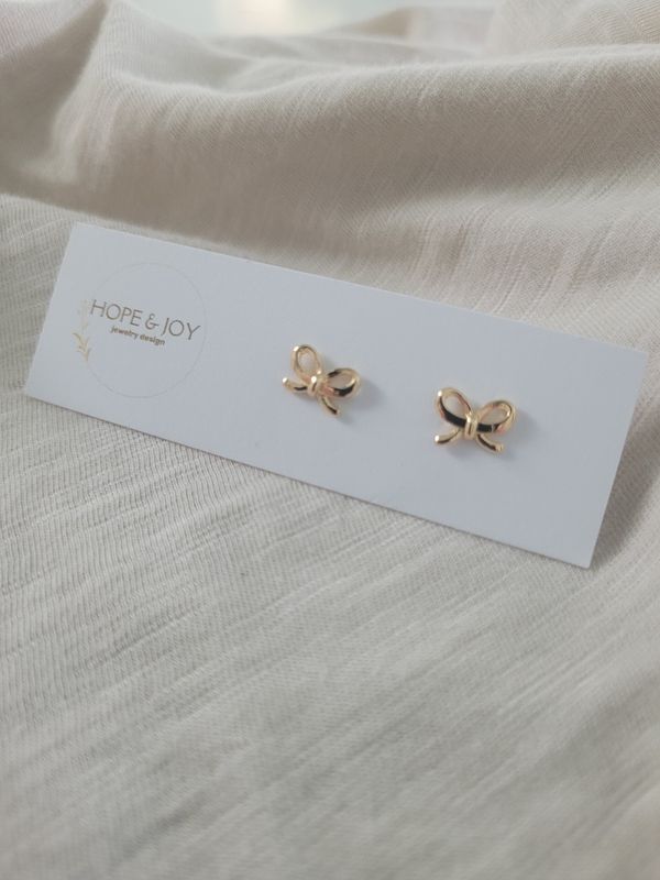 14k Gold-Plated Bow Studs